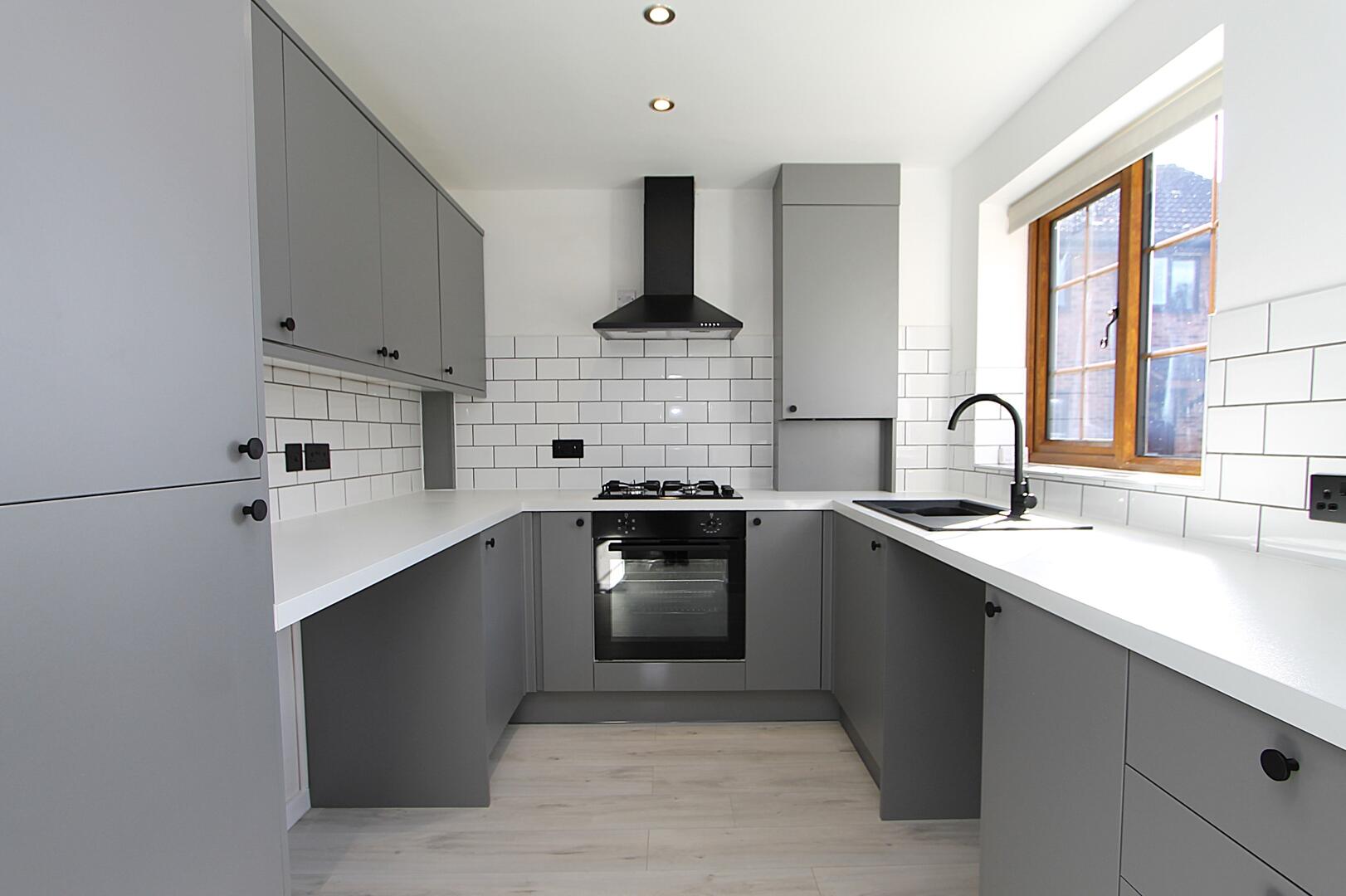 2 bed property in Linnet Rise, Kidderminster